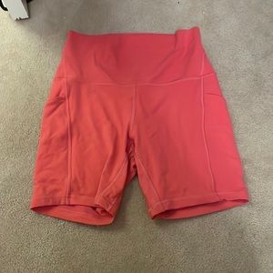 COPY - Lulu align high rise short w pockets 6”
